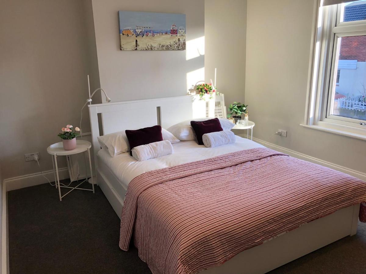Three Bedroom City Home With Garden 사우샘프턴 외부 사진